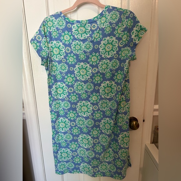 SOLD NWOT Vineyard Vines Medium Dress - Picture 2 of 2